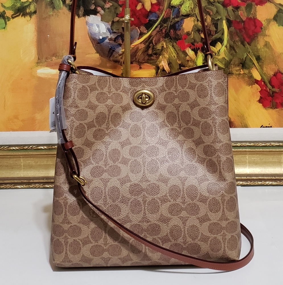 COACH SIGNATURE CHARLIE BUCKET BAG